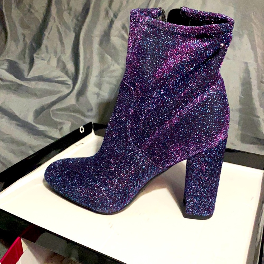 Circus NIB Ankle boots, sparkle purple SZ 7